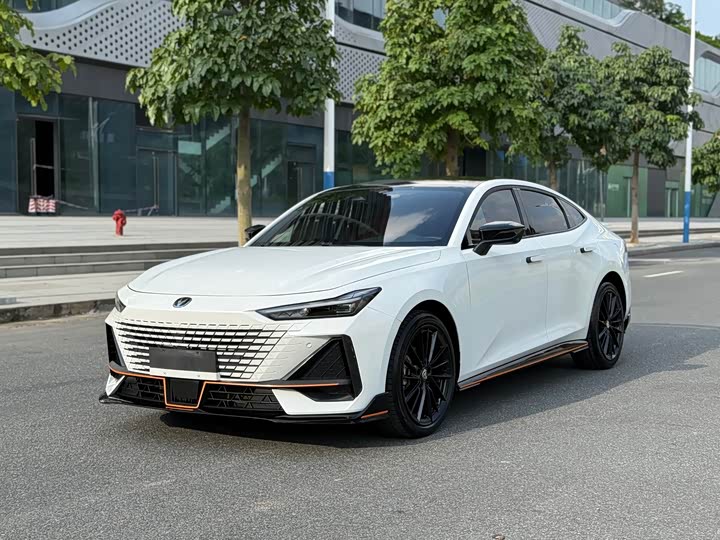 Changan UNI-V 2023 1.5T sports version