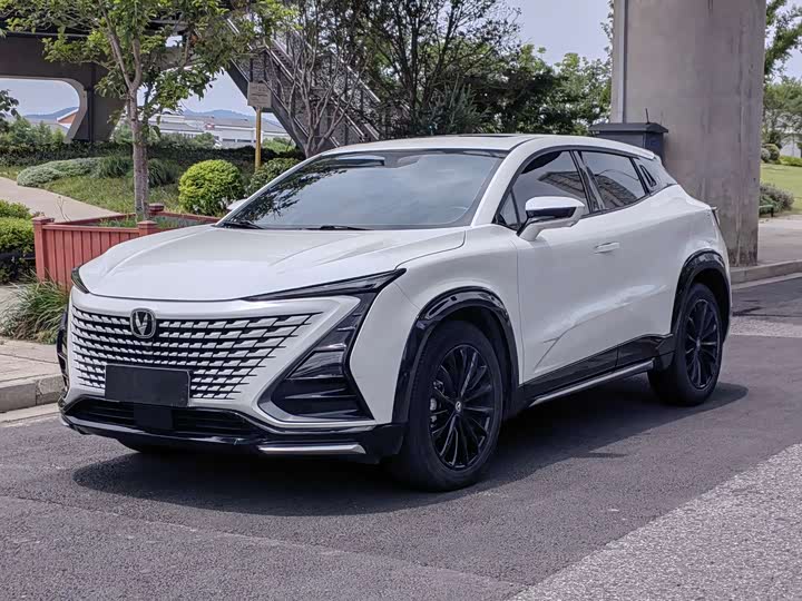 UNI-T 2022 Model 1.5T Version