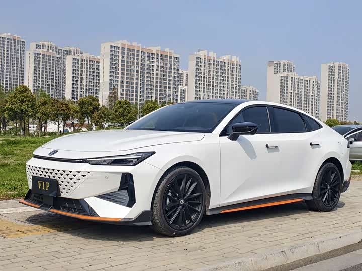 Changan UNI-V 2024 1.5T noble sports model