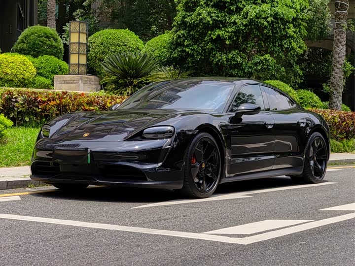 CC 2022 Model Edition 1.5T DCTLuxury Version