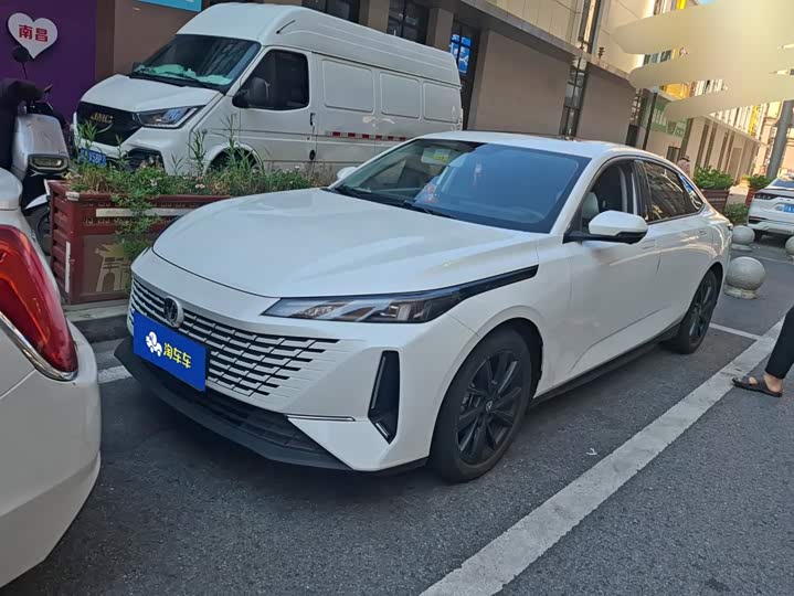 Model NE 1.5T GDI DCT Version
