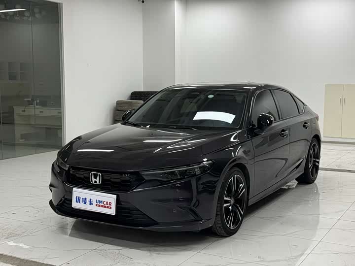 Stylish 2023 HATCHBACK 240TURBO CVT Fantasy Night·Luxury Edition