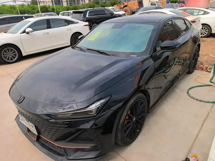 Changan UNI-V 2022 1.5T Sport