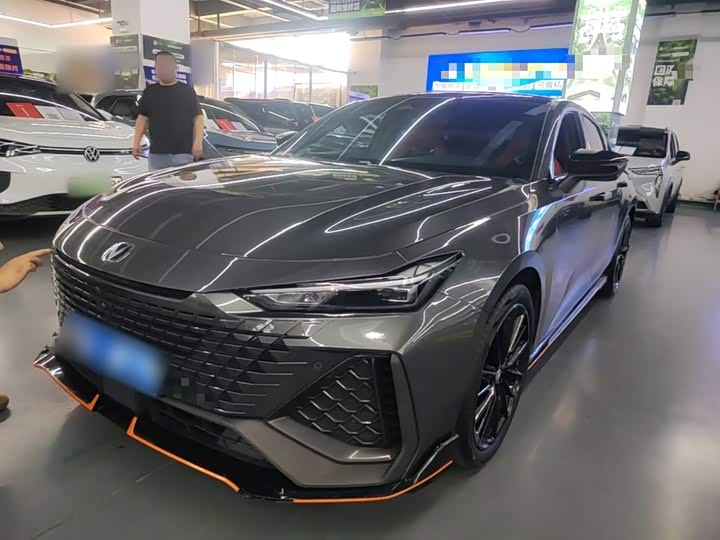 Changan UNI-V 2023 2.0T Lingsu Edition