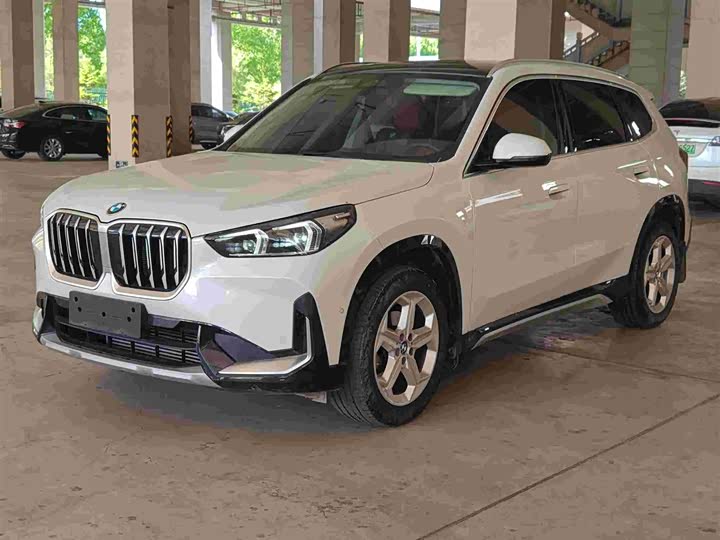 BMW X1 2023 sDrive20Li X Line