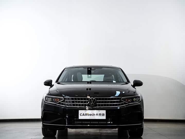 Model 3000 Model 380TSI DSGLuxury Version