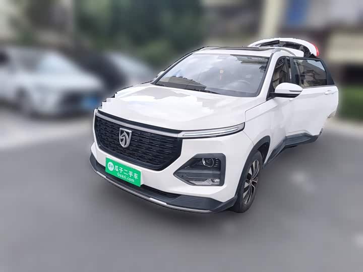 Baojun 530 2020 Model 1.5T CVT Distinguished Interconnected Edition 7-Seat
