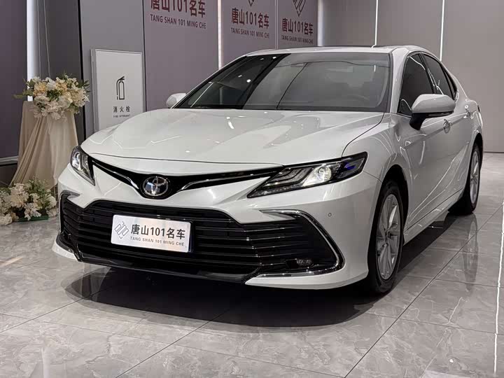 Camry 2021 2.0G Luxury Edition