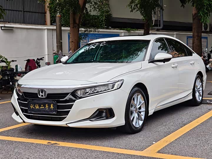 Accord 2022 260TURBO Deluxe Edition