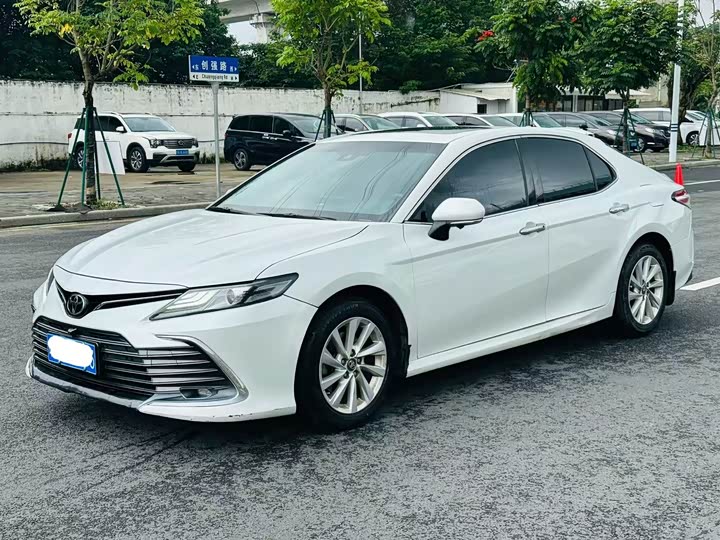 Camry 2021 2.0G Luxury Edition