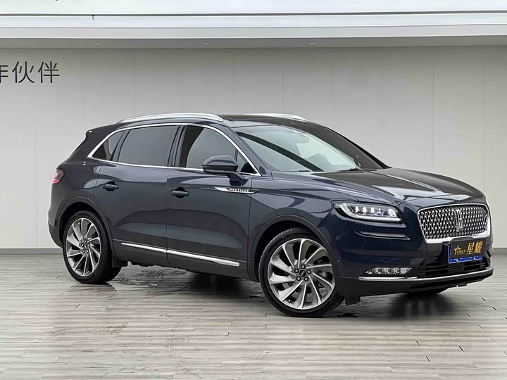 Voyager 2021 2.7T four-wheel drive premium version