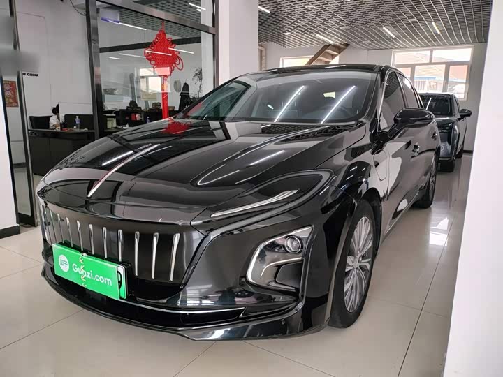 Hongqi E-QM5 2022 431km Charging Enjoyment Edition