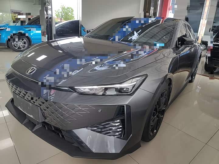 Changan UNI-V 2024 1.5T Prestige Edition