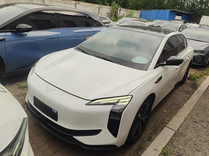 Hongqi EH7 2024 820 Pro