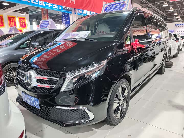 Mercedes-Benz V-Class 2021 V 260 L Long Wheelbase Premium Edition