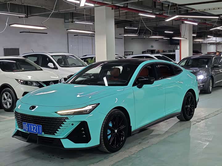 Changan UNI-V 2022 1.5T ZunGui Edition