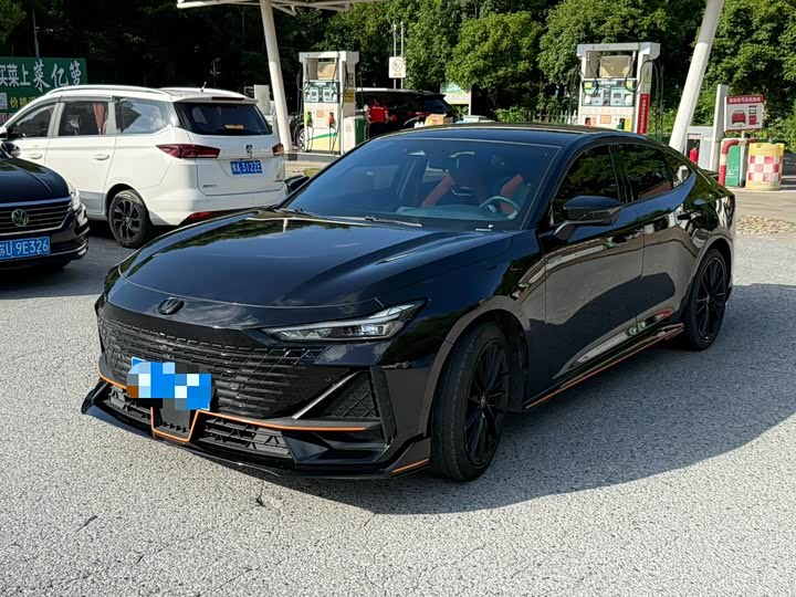 Changan UNI-V 2022 1.5T Sport