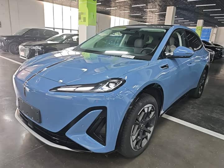 06 2025 Model 660 AWD Edition