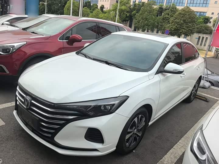 Eado 2021 PLUS 1.6L GDI Manual Luxury