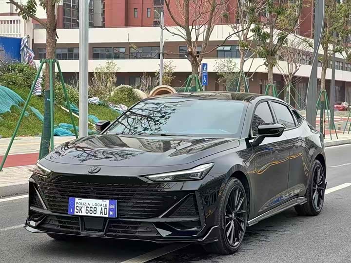 Changan UNI-V 2023 1.5T Sport Edition