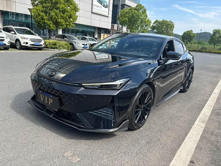 Changan UNI-V 2024 1.5T noble sports model