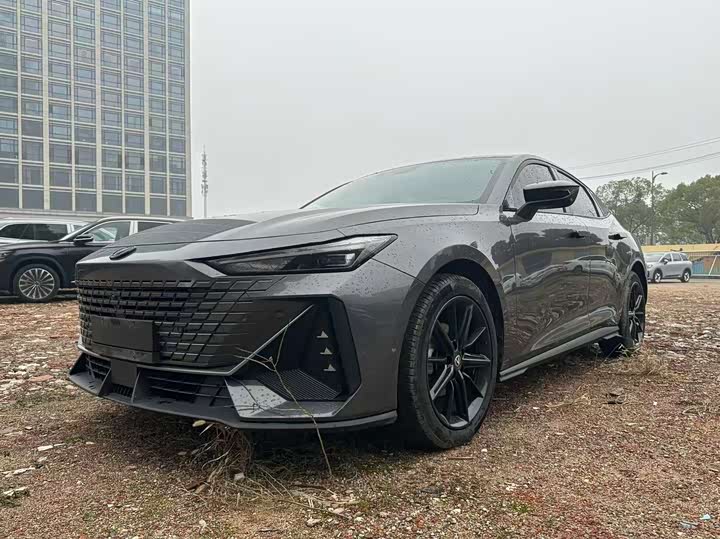 UNI-V 2024 Model 1.5T Deluxe Version