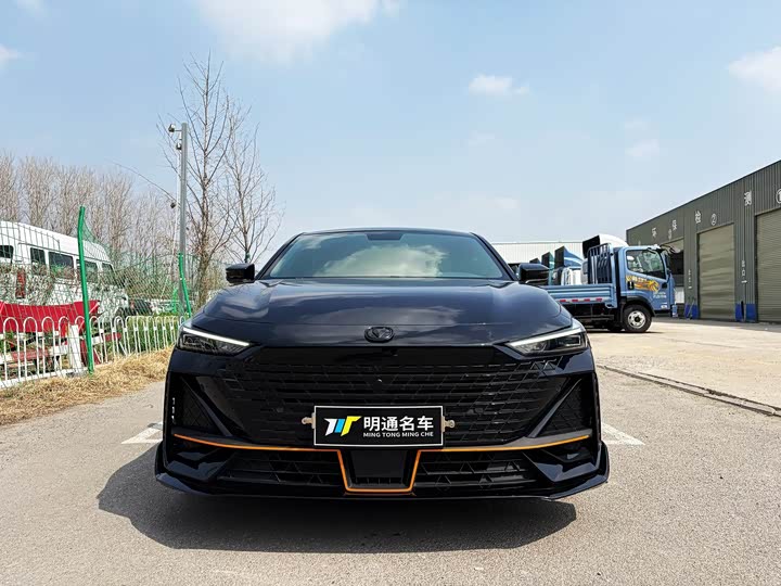 Changan UNI-V 2022 1.5T ZunGui Edition