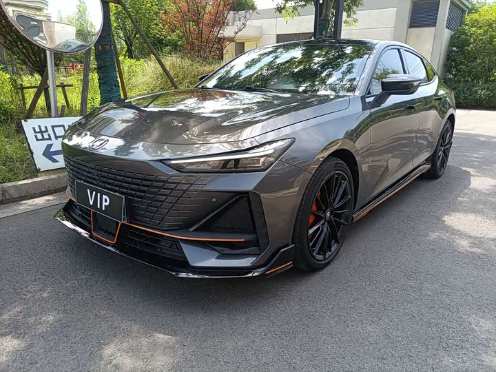 Changan UNI-V 2022 1.5T Sport