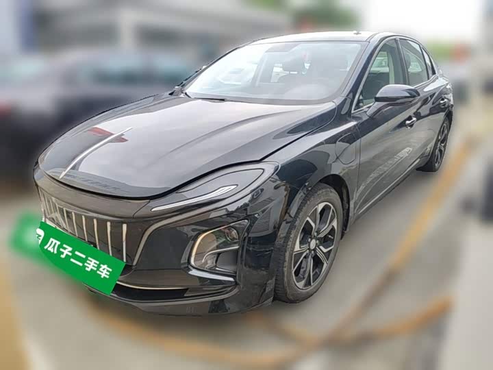Hongqi E-QM5 2023 Facelift Basic Travel Edition
