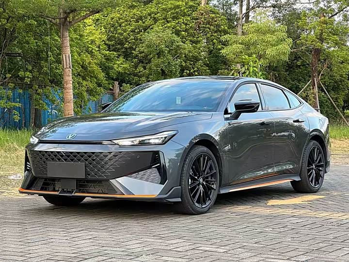 Changan UNI-V 2024 1.5T noble sports model