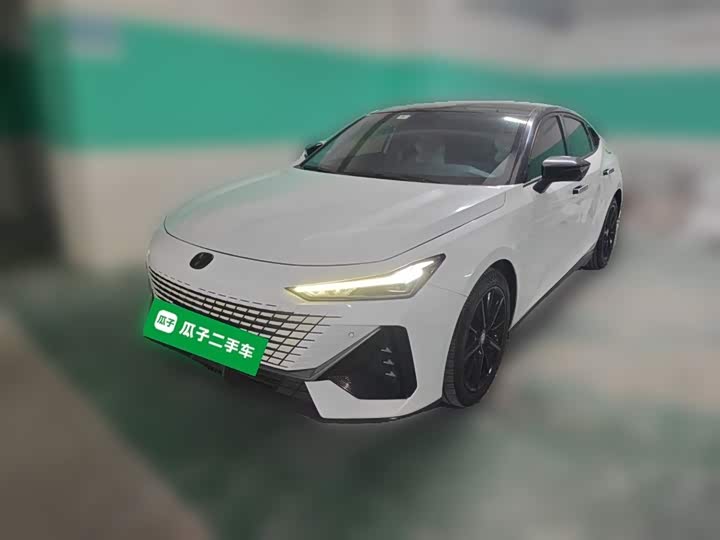 Changan UNI-V 2022 1.5T ZunGui Edition