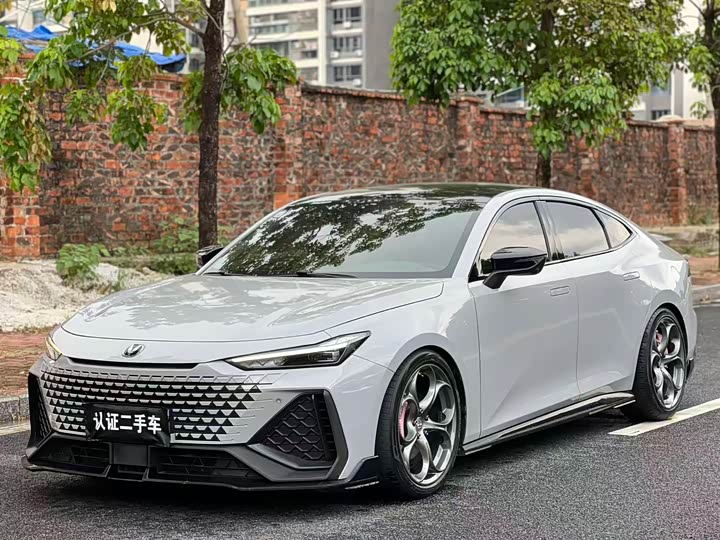 Changan UNI-V 2022 2.0T sharp version