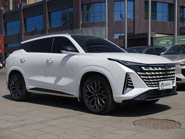 Changan UNI-Z New Energy 2025 Smart New Blue Whale 125km Battleship Type