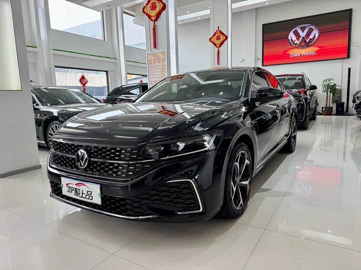 Passat 2024 380TSI Starry Sky Dragon Edition