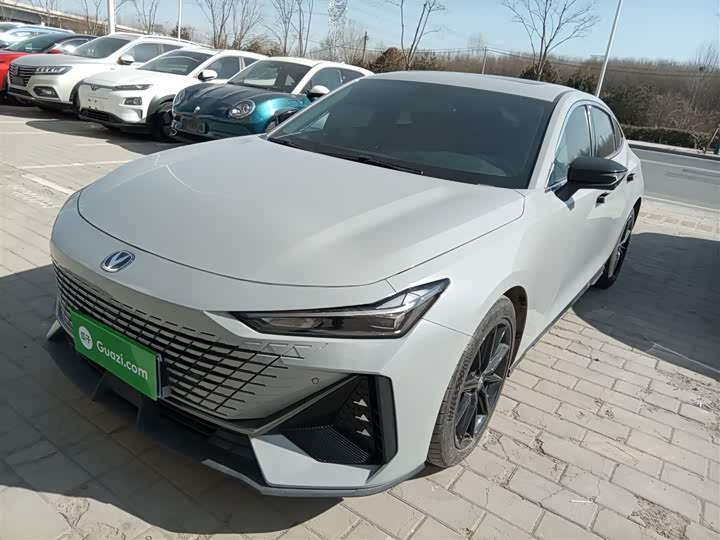 UNI-V 2022 Model 1.5T Version
