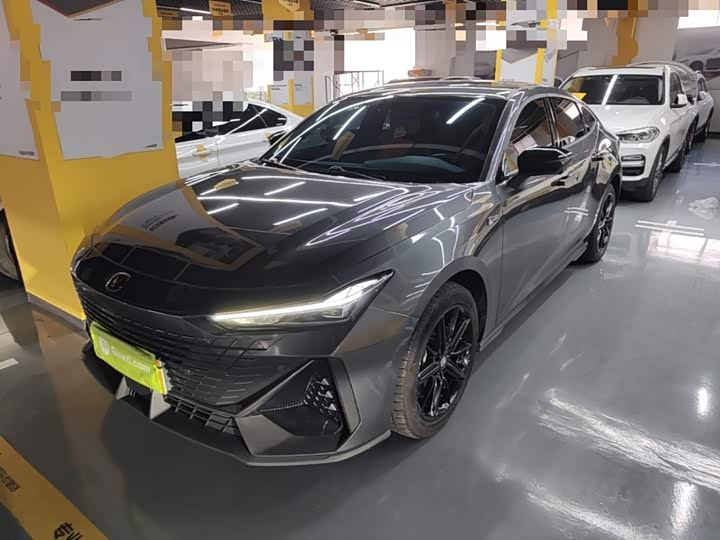Changan UNI-V iDD 2023 iDD 1.5T 113km Zhiqu Edition