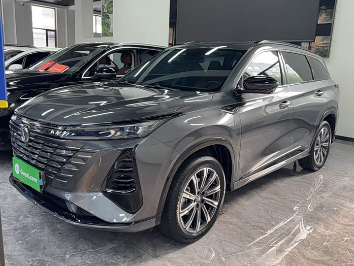 Changan CS75 PLUS 2024 Third Generation Champion Edition 2.0T Smart Driving Dynamic Edition