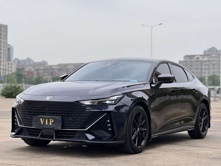 Changan UNI-V 2023 1.5T premium model