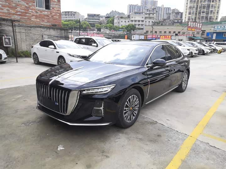 Hongqi H5 2024 Model 2.0T Automatic Smart Linked Qixiang Edition