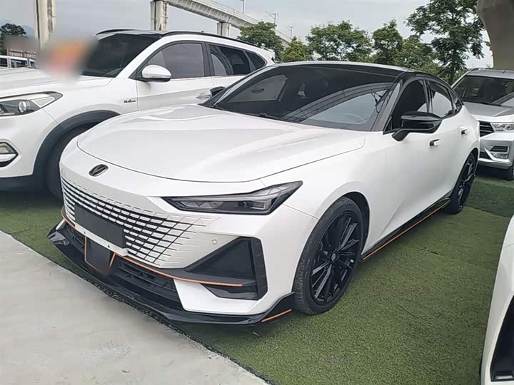 Changan UNI-V 2022 1.5T Sport