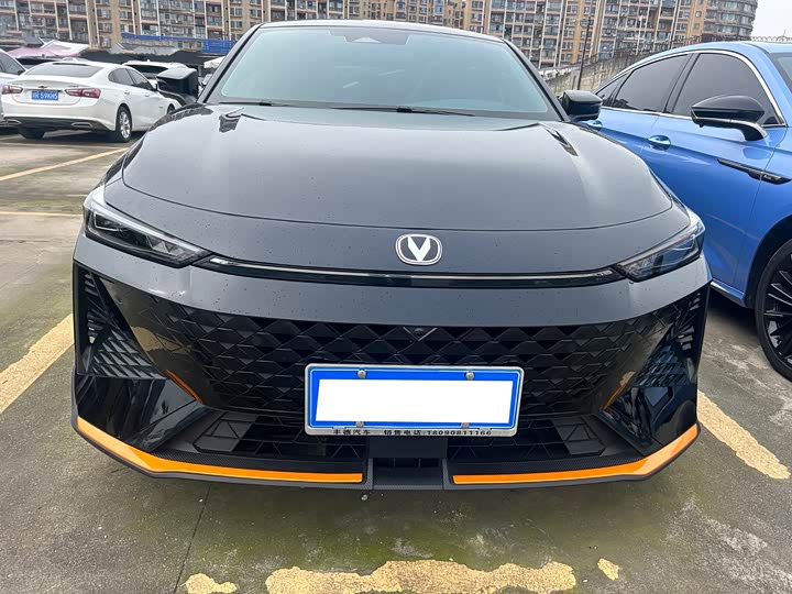 Changan UNI-V 2024 1.5T noble sports model