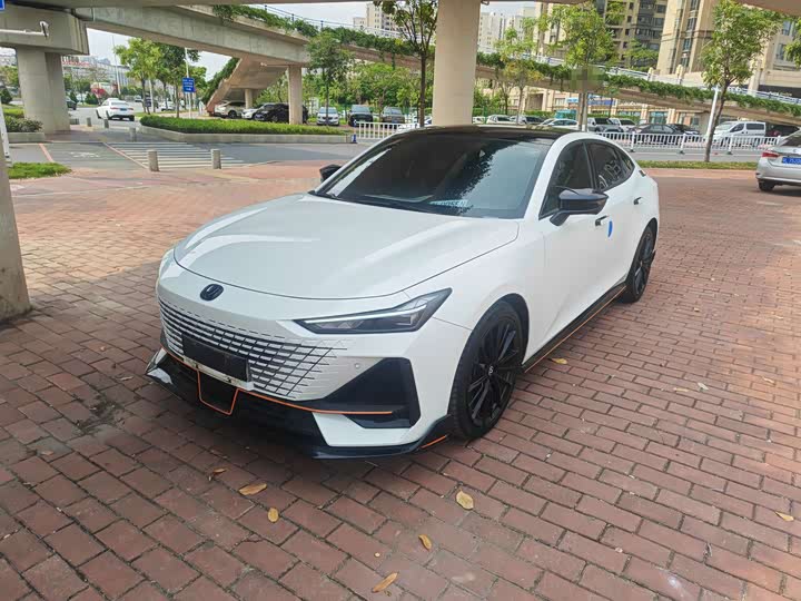 Changan UNI-V 2022 1.5T sports version