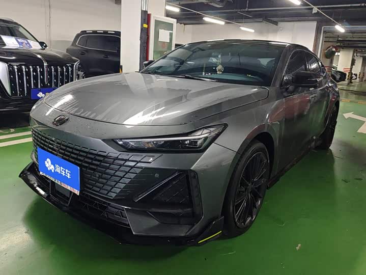 Changan UNI-V 2023 1.5T sports version