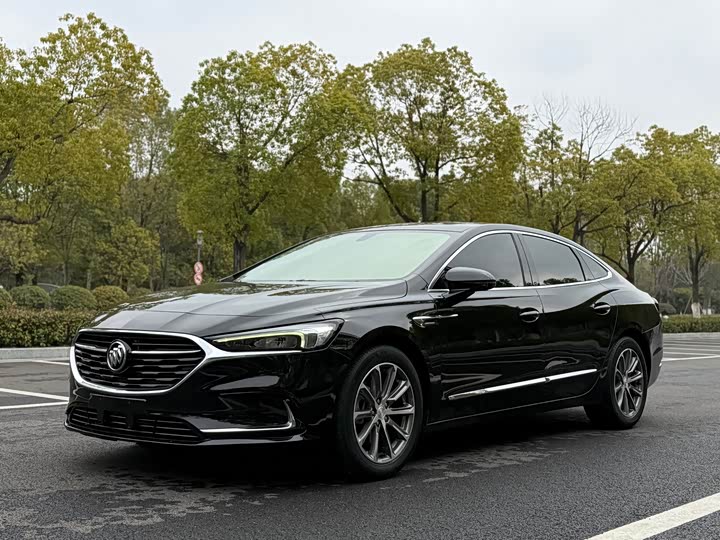 LaCrosse 2021 652T Luxury