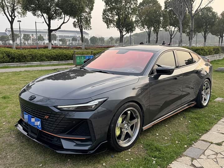Changan UNI-V 2022 1.5T sports version