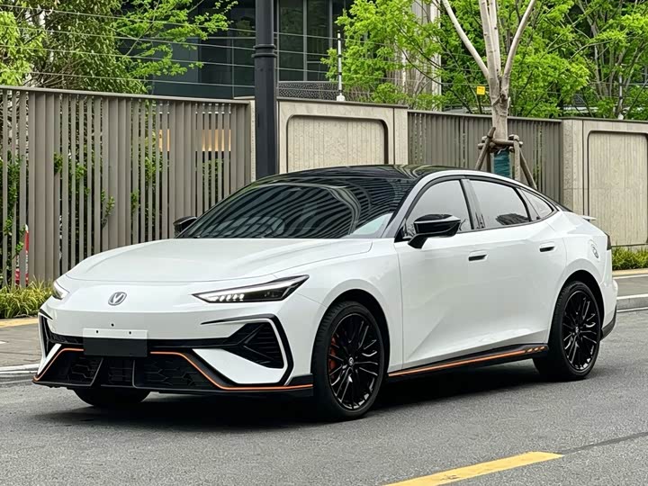 Changan UNI-V 2025 third generation 2.0T powerful model