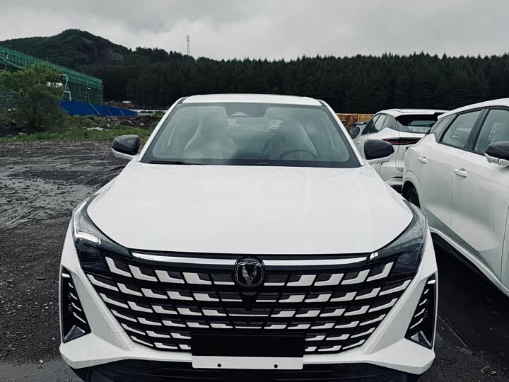 Changan UNI-Z 2026 1.5T Smooth Edition