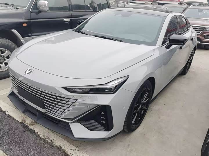 Changan UNI-V 2022 1.5T Sport