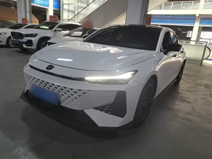 Changan UNI-V 2024 1.5T Prestige Edition