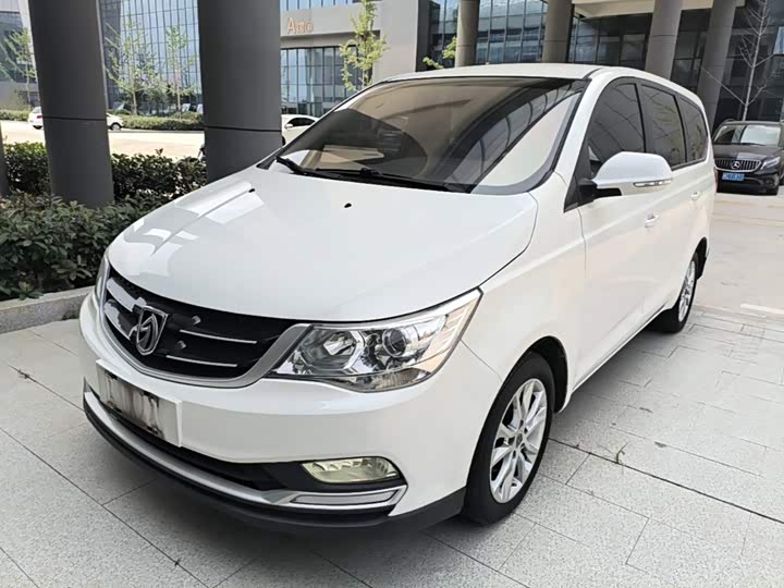 Baojun 730 2019 Model 1.5L Manual Value Edition 7-Seater China VI